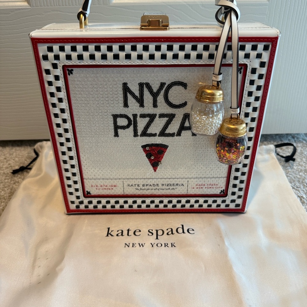 Kate Spade NYC Pizza Slice 3d Pizza Box Top-handle Bag - Picture 9 of 13